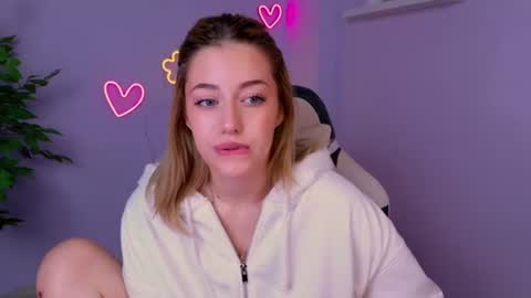 Snapshot of ameliarosaline chatting on 06/26/26, 03:44 ameliarosaline online show from 06/26/26, 03:44