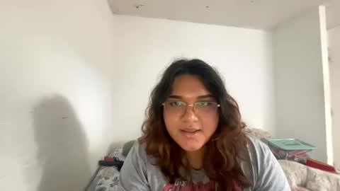 Amelia Vasquez online show from 01/03/25, 09:26