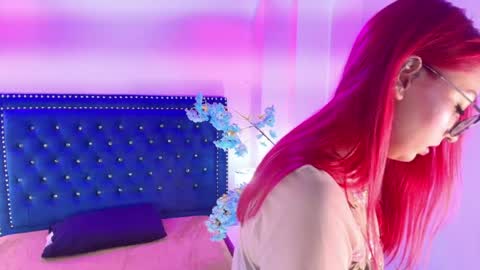 Amelie online show from 04/23/26, 10:58