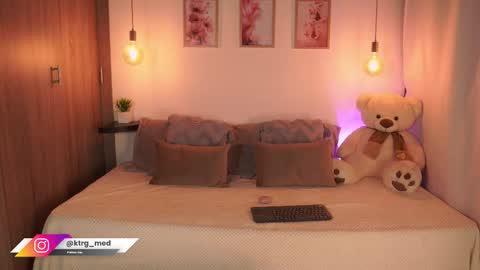    online show from 09/27/25, 08:58