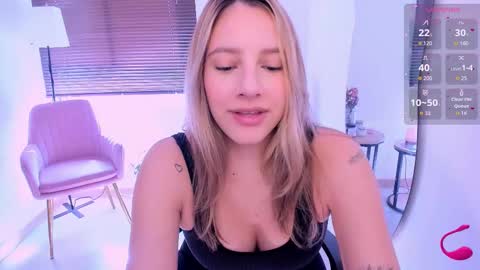 Amelie Graham online show from 11/21/25, 02:27