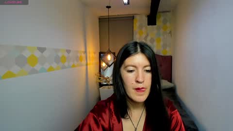 Snapshot of ameliegray chatting on 01/15/25, 09:20 A M E L I E online show from 01/15/25, 09:20