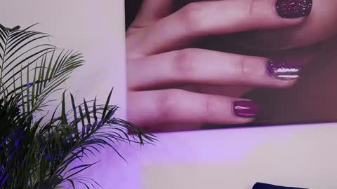 Amelie online show from 01/06/25, 07:42