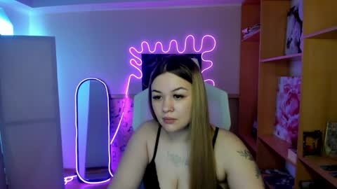 Amelie online show from 04/25/26, 04:59