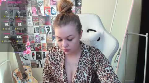 Amelie online show from 05/01/26, 01:43