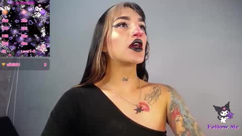 Snapshot of amelierouss chatting on 10/22/25, 04:51 AMELIEROUS .. see you tomorrow kisses online show from 10/22/25, 04:51