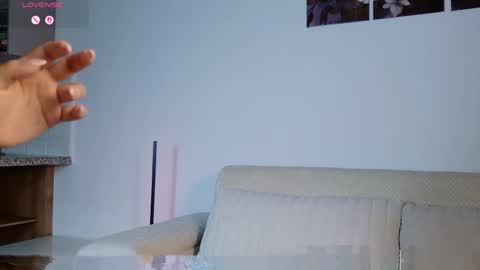 Snapshot of amelietarson chatting on 05/13/26, 12:52 Victoria online show from 05/13/26, 12:52