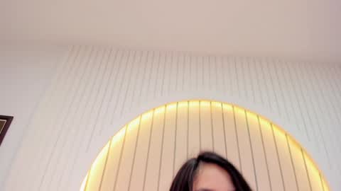 Amelia online show from 02/05/25, 05:09