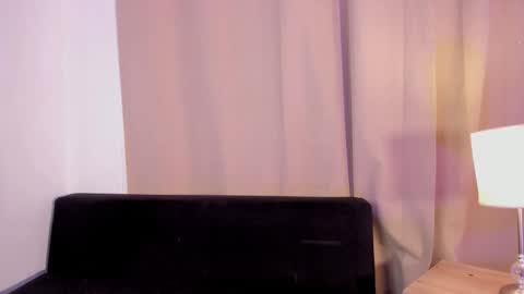 Amelia online show from 02/27/26, 08:42