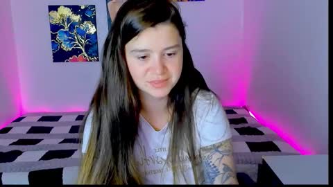 amellymillyy online show from 09/22/25, 10:56