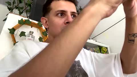 Lucian online show from 02/26/26, 09:14