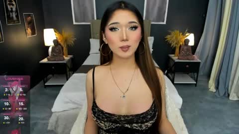 Snapshot of amethyst_claire chatting on 05/11/26, 10:21 Claire online show from 05/11/26, 10:21