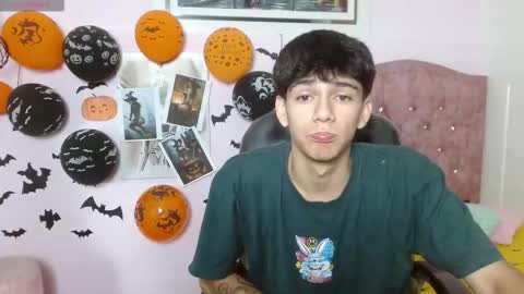 amethystshadow online show from 10/19/25, 01:45