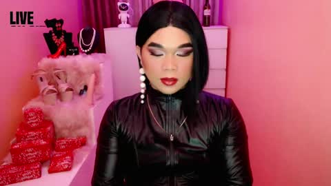 Queen Mireska online show from 12/09/24, 06:46