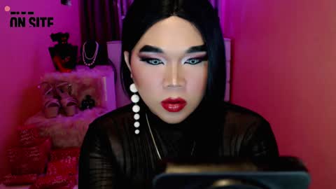 Queen Mireska online show from 12/16/24, 06:49