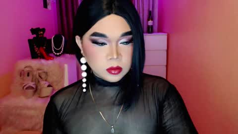 Queen Mireska online show from 01/02/25, 11:09