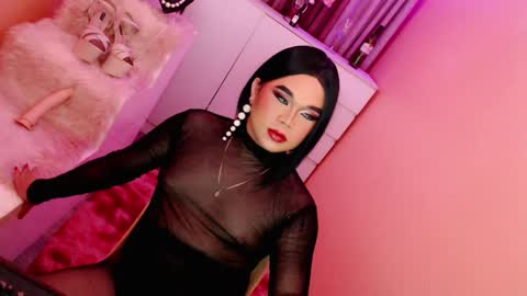 Queen Mireska online show from 01/15/25, 05:26