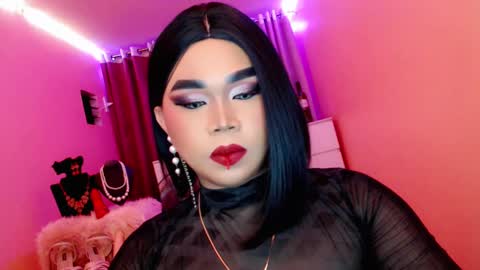 Queen Mireska online show from 02/22/25, 12:08