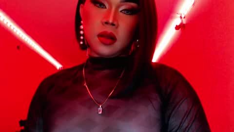 Queen Mireska online show from 02/25/25, 06:53