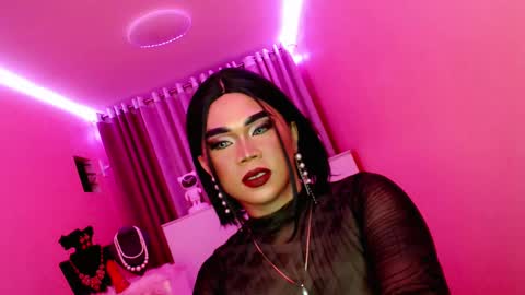 Queen Mireska online show from 03/06/25, 07:10