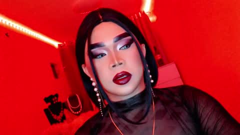 Queen Mireska online show from 03/08/25, 01:14