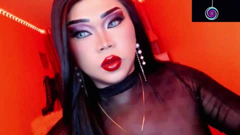 Queen Mireska online show from 11/23/25, 05:35