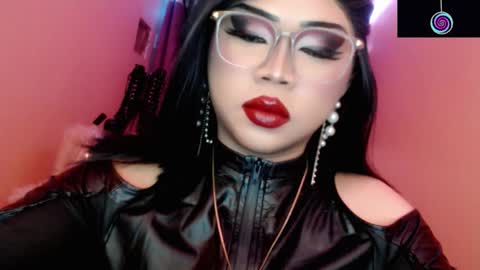 Queen Mireska online show from 03/09/26, 04:55