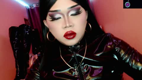 Queen Mireska online show from 04/03/26, 03:54