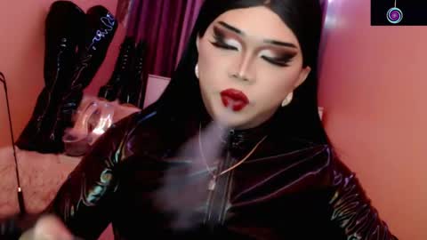 Queen Mireska online show from 04/13/26, 05:07