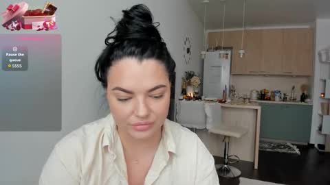 amie_hill online show from 02/02/26, 10:14