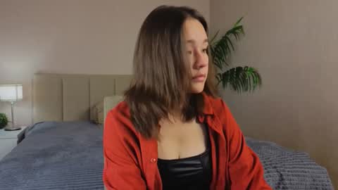 Ariel online show from 11/29/25, 03:15