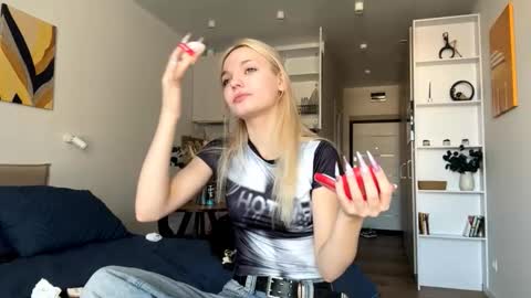 Iveta online show from 10/07/25, 07:27