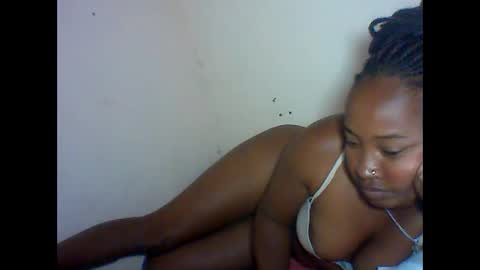 amielle_01 online show from 04/14/26, 08:15