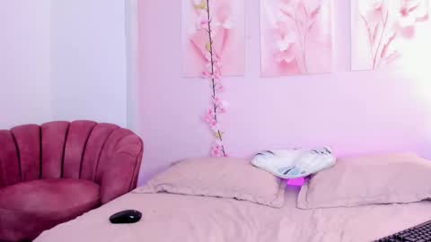 Snapshot of amiiclark chatting on 02/06/26, 07:17 AmiiClark online show from 02/06/26, 07:17