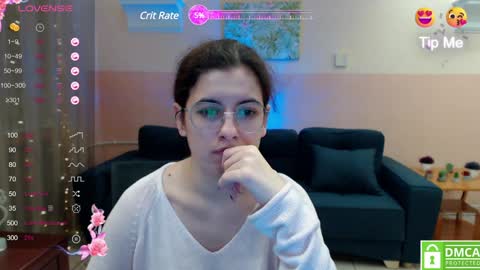 Snapshot of aminabeatris chatting on 01/09/25, 12:30 Amina online show from 01/09/25, 12:30