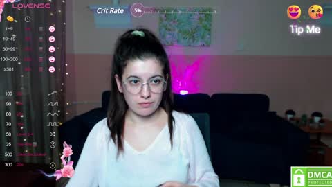 Snapshot of aminabeatris chatting on 01/18/25, 03:59 Amina online show from 01/18/25, 03:59