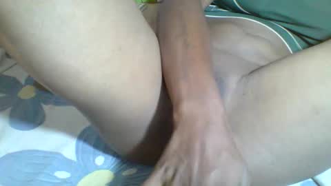 aminah01 online show from 04/23/26, 07:41