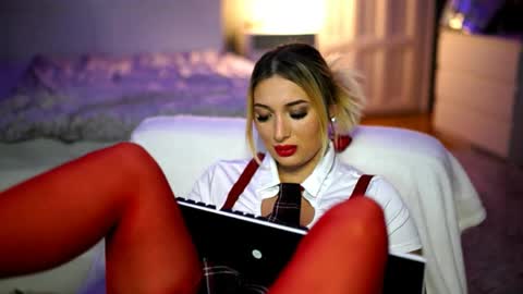 Mira online show from 06/06/26, 06:34