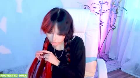 Snapshot of amiraaa__ chatting on 02/26/26, 12:04 online show from 02/26/26, 12:04