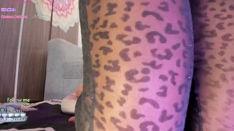 Snapshot of amiracupcake chatting on 02/20/25, 08:03 AMIIRA online show from 02/20/25, 08:03