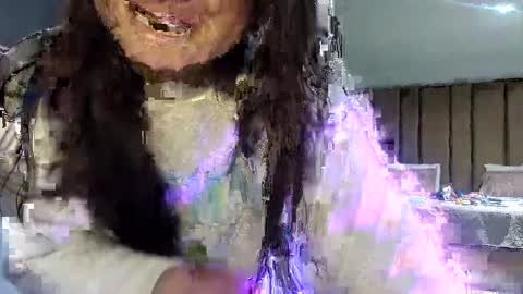 Snapshot of amiracupcake chatting on 10/04/25, 01:25 AMIIRA online show from 10/04/25, 01:25