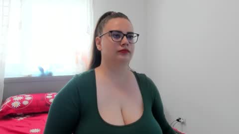 Amira Vyxen online show from 06/08/26, 07:31