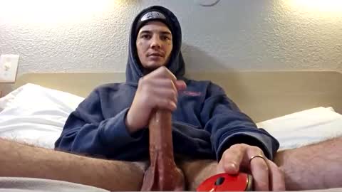 Snapshot of amiri_sweater chatting on 12/04/25, 02:59 amiri_sweater online show from 12/04/25, 02:59