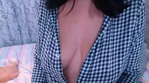 Snapshot of ammanda_ chatting on 12/15/24, 04:29 diana online show from 12/15/24, 04:29