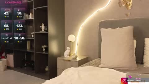 Snapshot of ammy_77 chatting on 03/09/25, 01:26 Ammy online show from 03/09/25, 01:26