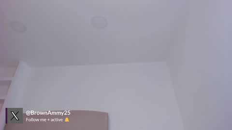 Snapshot of ammy_brown_ chatting on 12/28/24, 10:02 AMMY online show from 12/28/24, 10:02