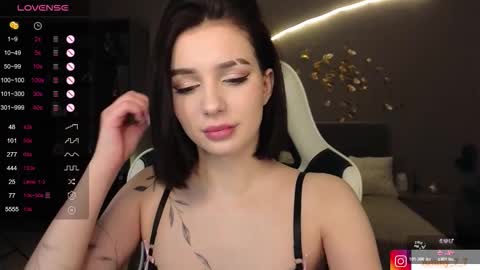 Ammy  dont forget to thumbs up me  online show from 11/24/25, 02:55