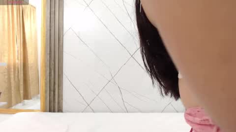 AmmyPike online show from 03/05/25, 06:23