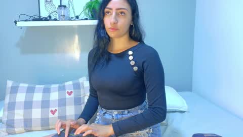 A M M Y  online show from 04/11/26, 11:14