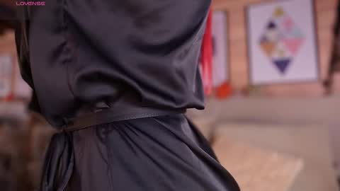 Ammy Scott  online show from 10/26/25, 10:25